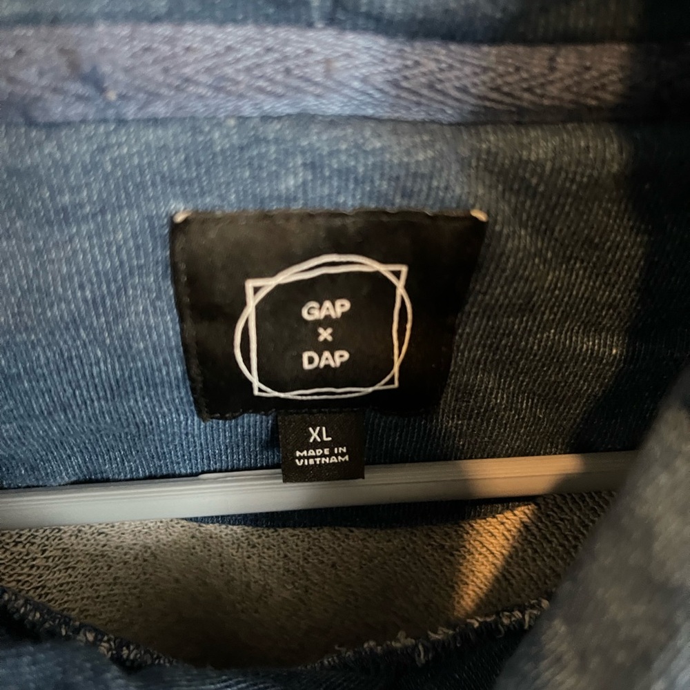 GAP DAP Men's Blue Hoodie - Picture 3 of 3